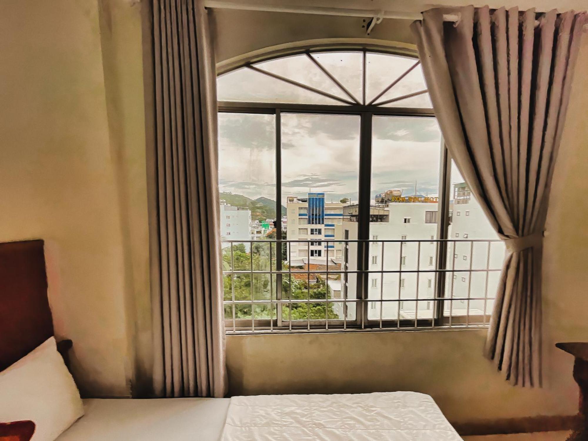 Quang Vinh 2 Hotel Nha Trang Extérieur photo