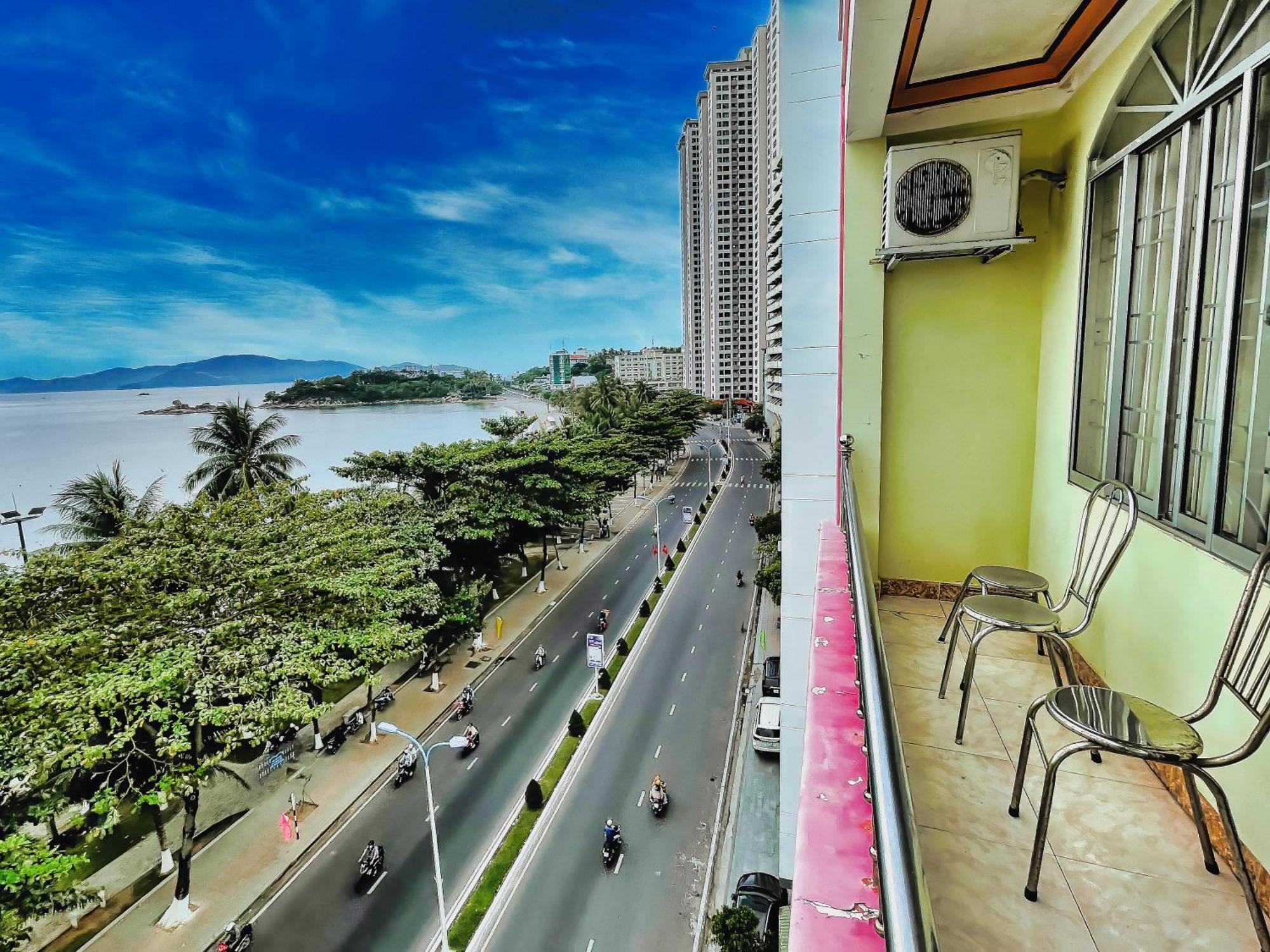 Quang Vinh 2 Hotel Nha Trang Extérieur photo